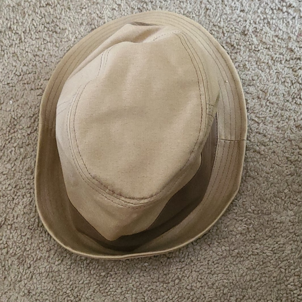 Hat - Picture 2 of 3
